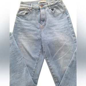 Zara Highwaisted Denim Jeans